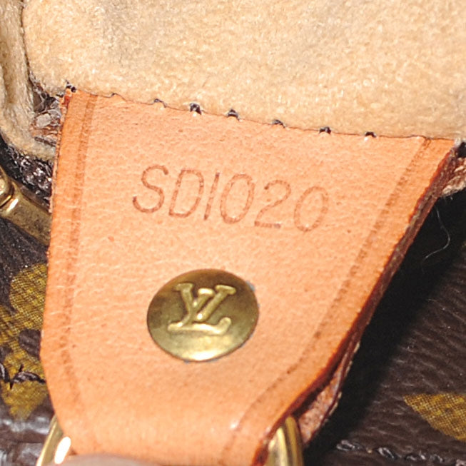 Louis Vuitton Monogram Looping GM 7 of 7