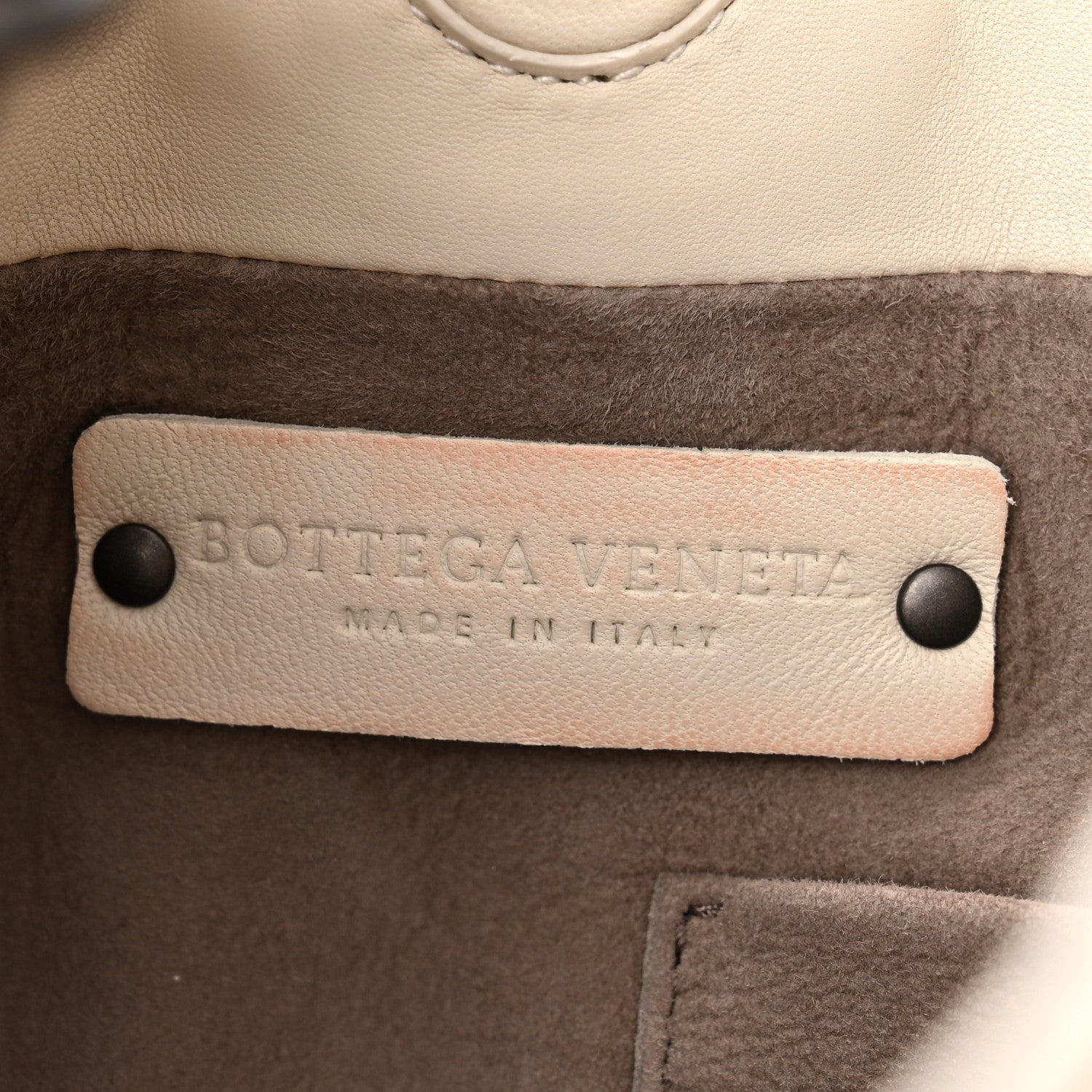 Bottega Veneta Nappa Intrecciato Shoulder Bag White 6 of 9