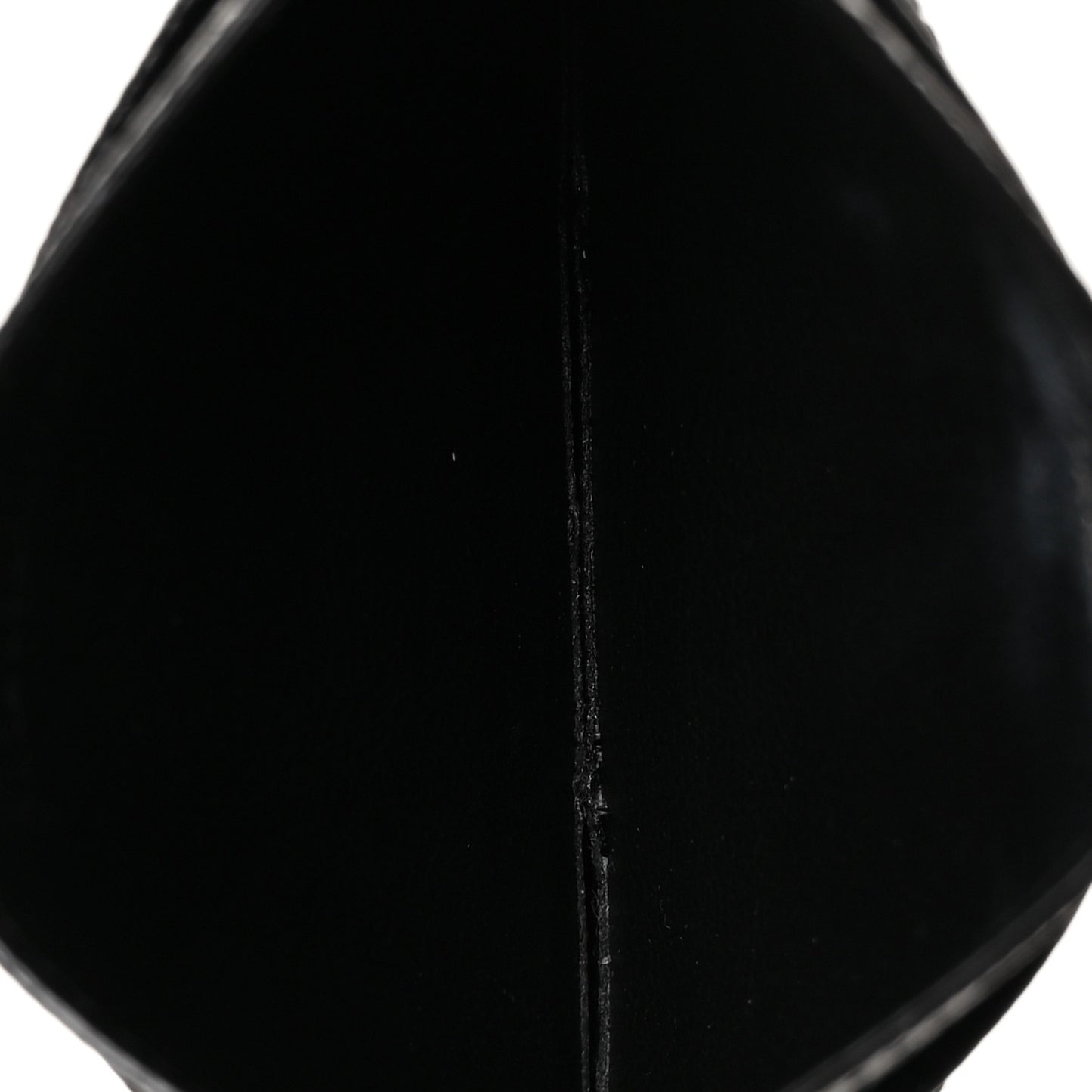 Grain De Poudre Matelasse Chevron Monogram Credit Card Case Black