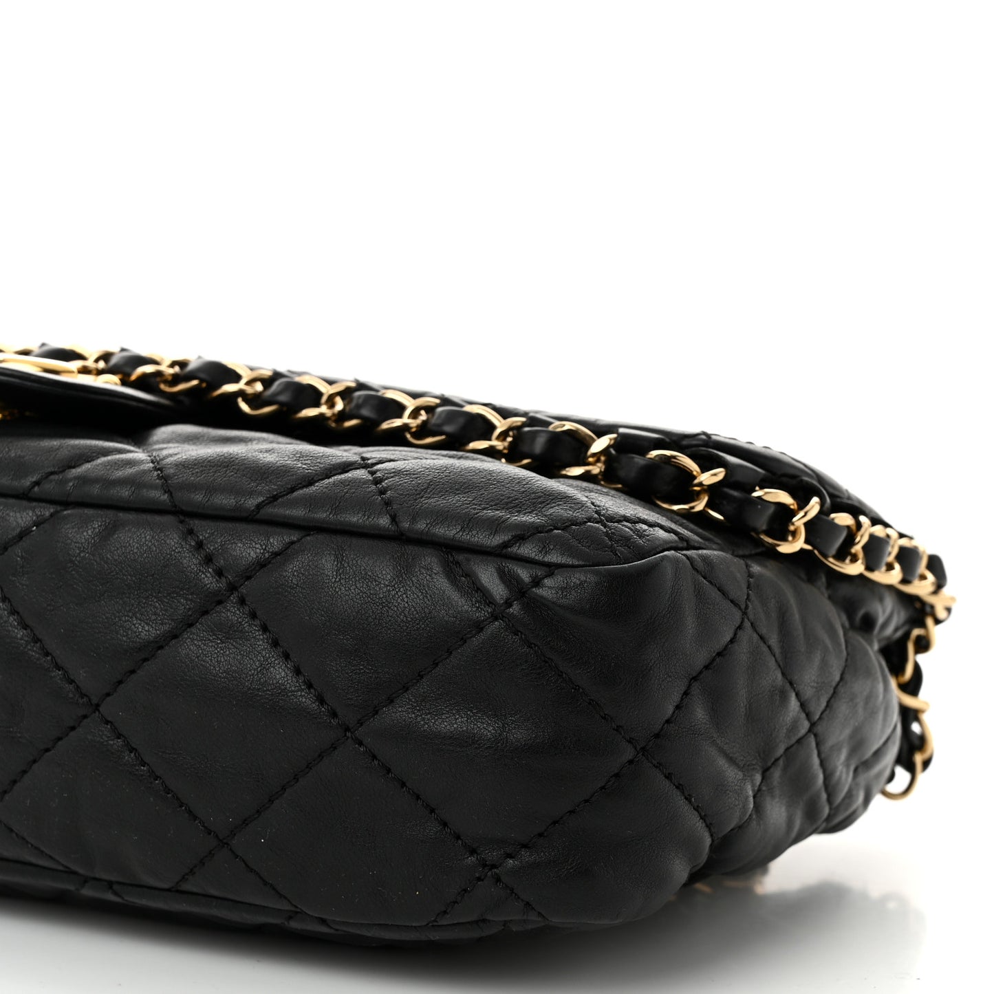 Calfskin Quilted Medium Chain Me Flap Black