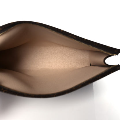 Louis Vuitton Monogram Toiletry Pouch 26 5 of 10