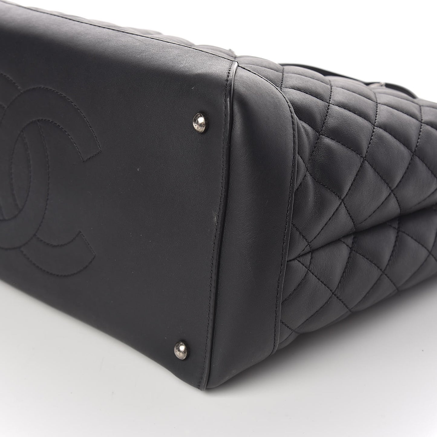 Calfskin Quilted Large Easy Shopping Tote Black