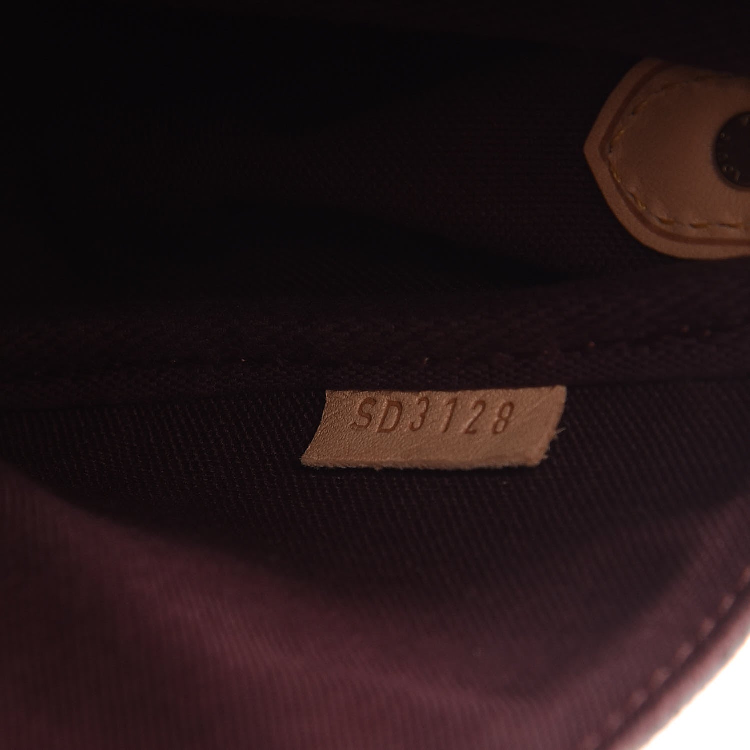 Louis Vuitton Monogram Favorite MM 10 of 16