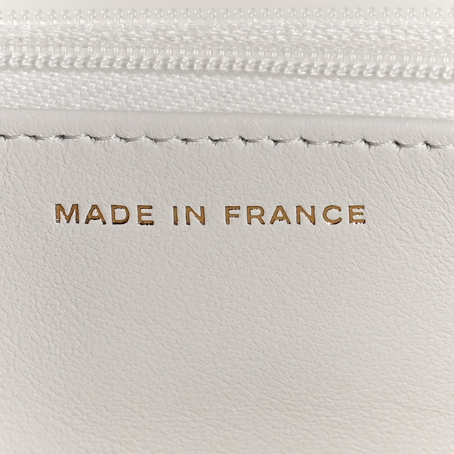 Caviar Quilted Wallet On Chain WOC White