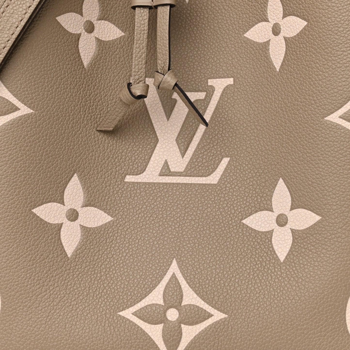 Empreinte Monogram Giant Neonoe MM Tourterelle Creme