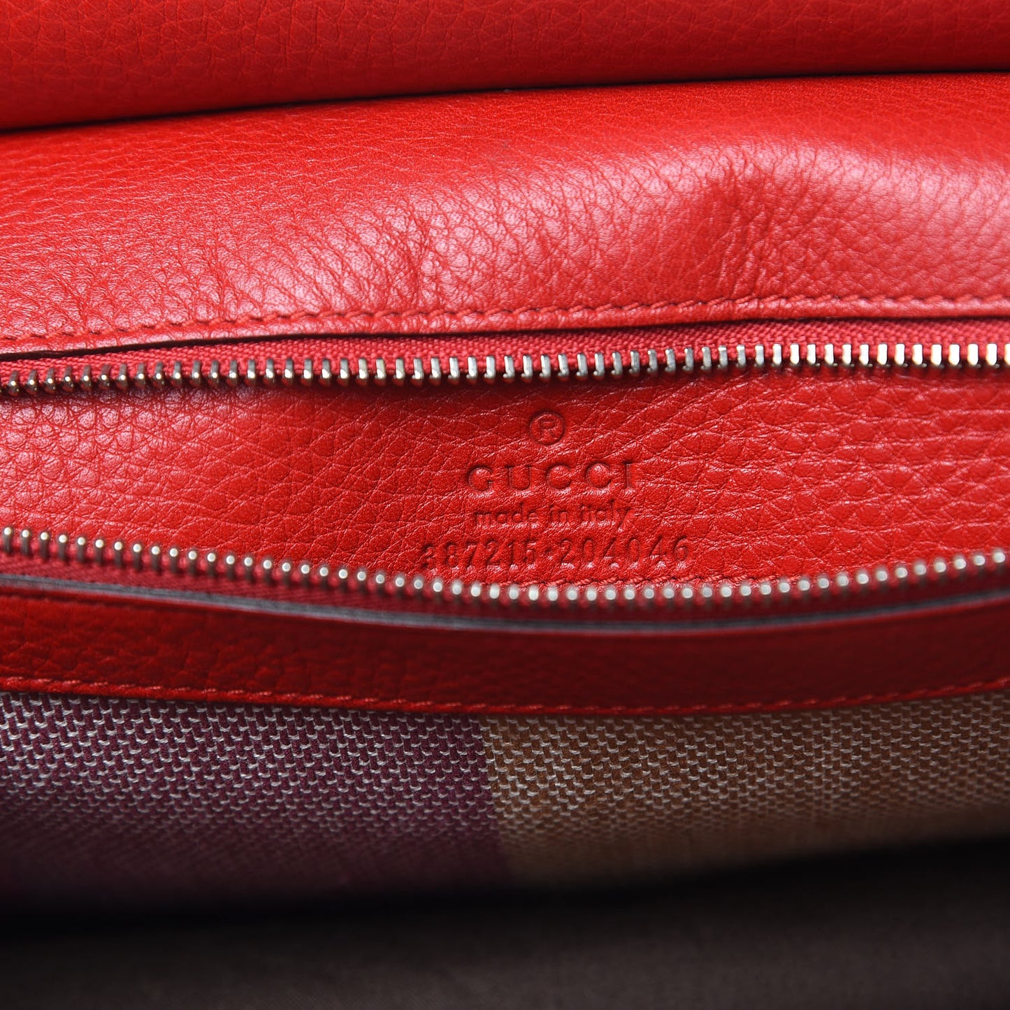 Pebbled Calfskin Bamboo Daily Flap Shoulder Bag Red