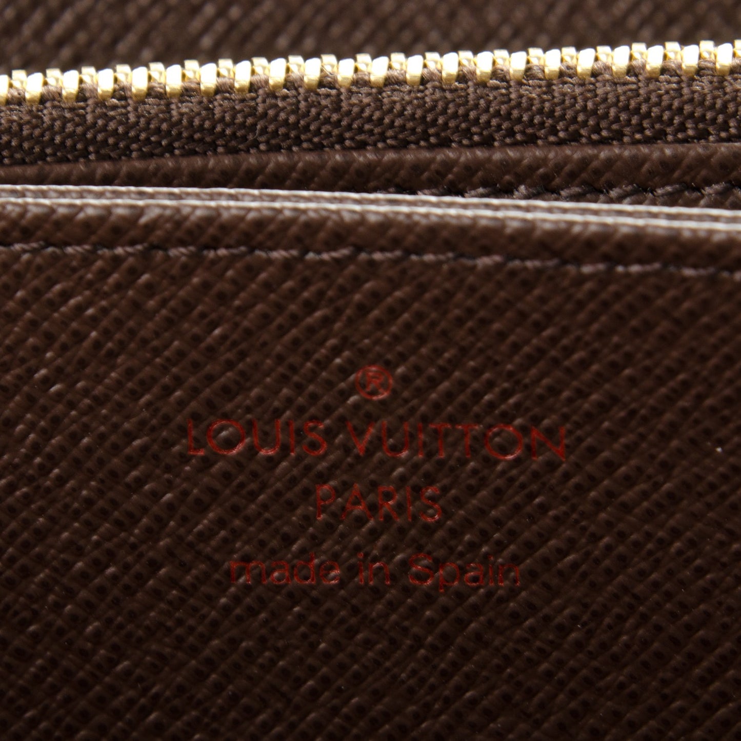 Damier Ebene Zippy Wallet