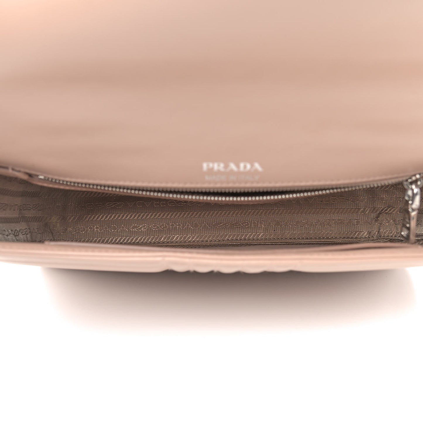 Soft Calfskin Impunture Diagramme Large Chain Flap Shoulder Bag Cipria
