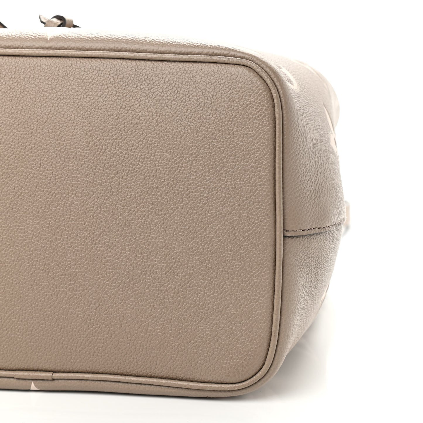 Empreinte Monogram Giant Neonoe MM Tourterelle Creme