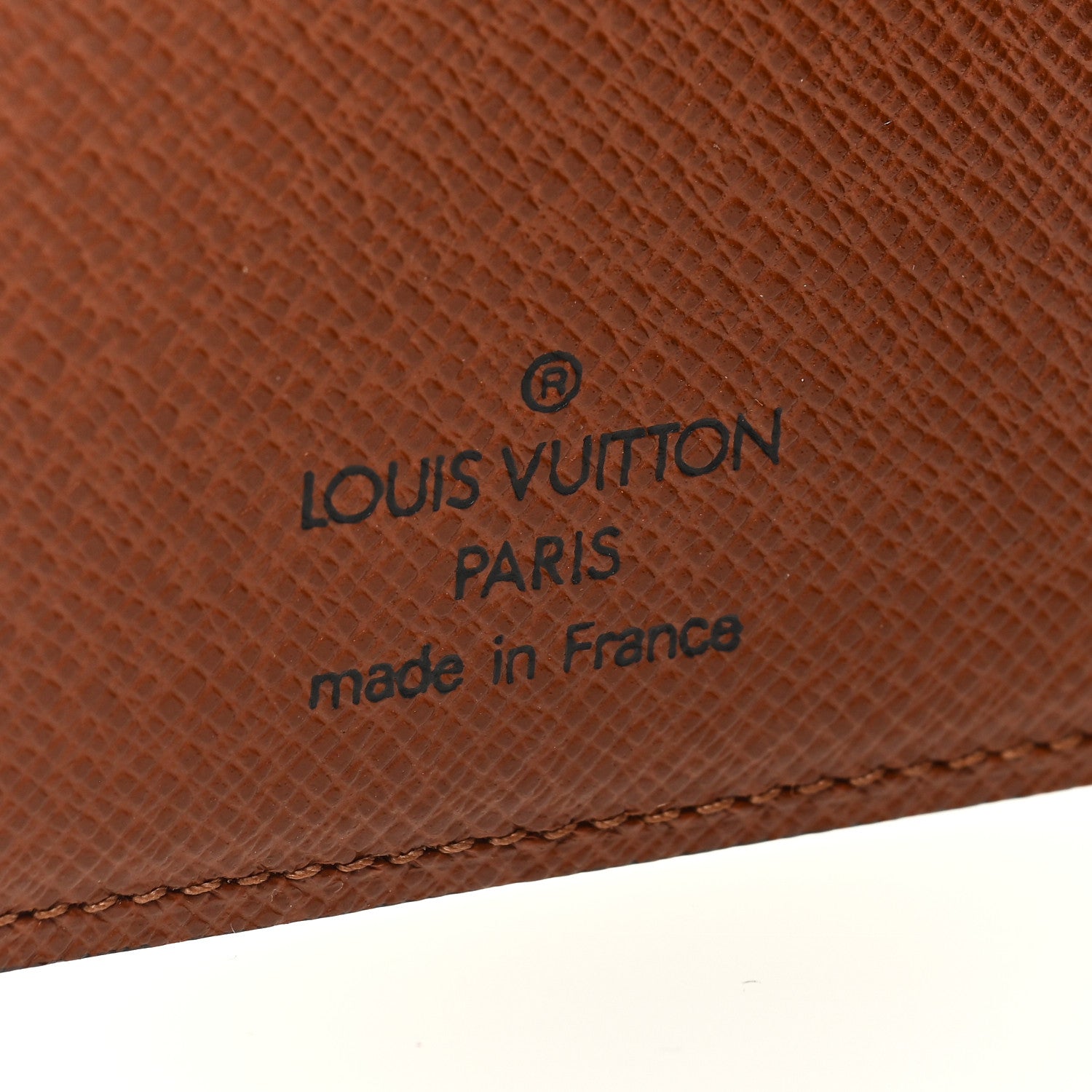 Louis Vuitton Monogram Passport Cover 6 of 6