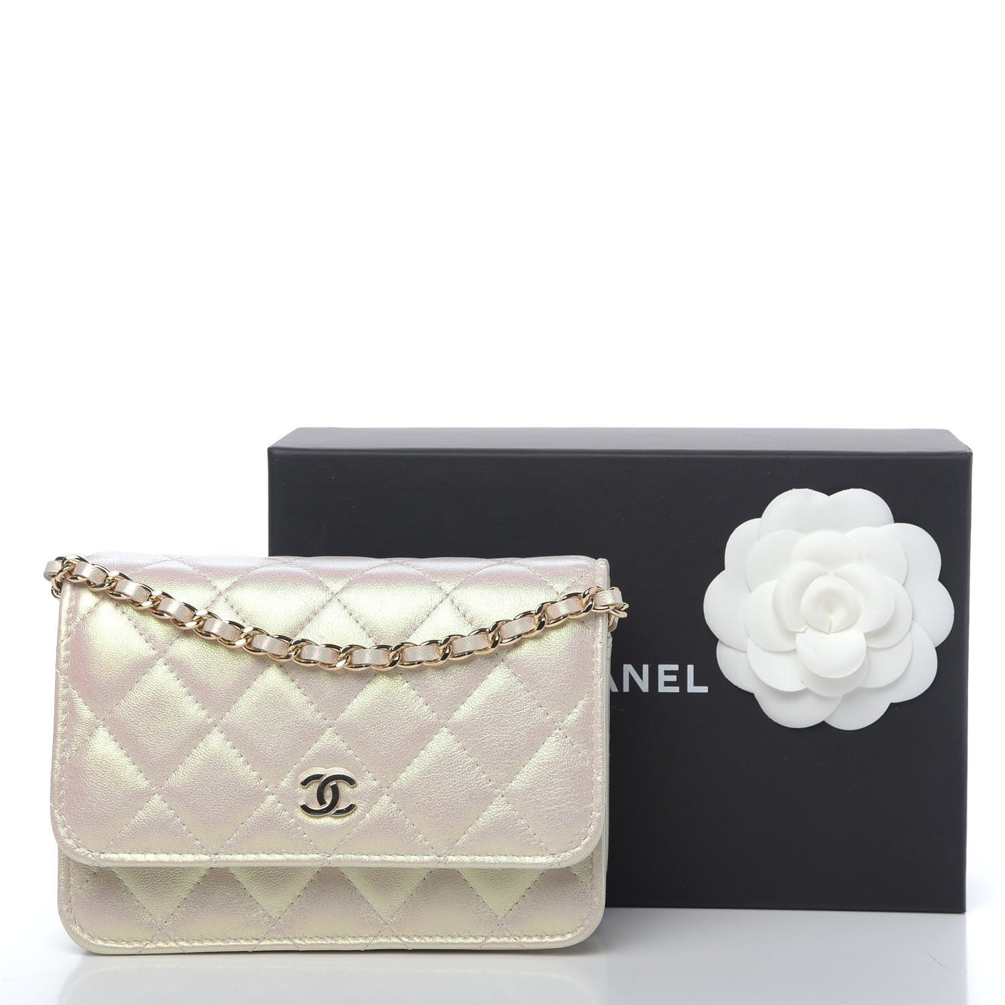 Iridescent Lambskin Quilted Mini Wallet On Chain WOC Ivory