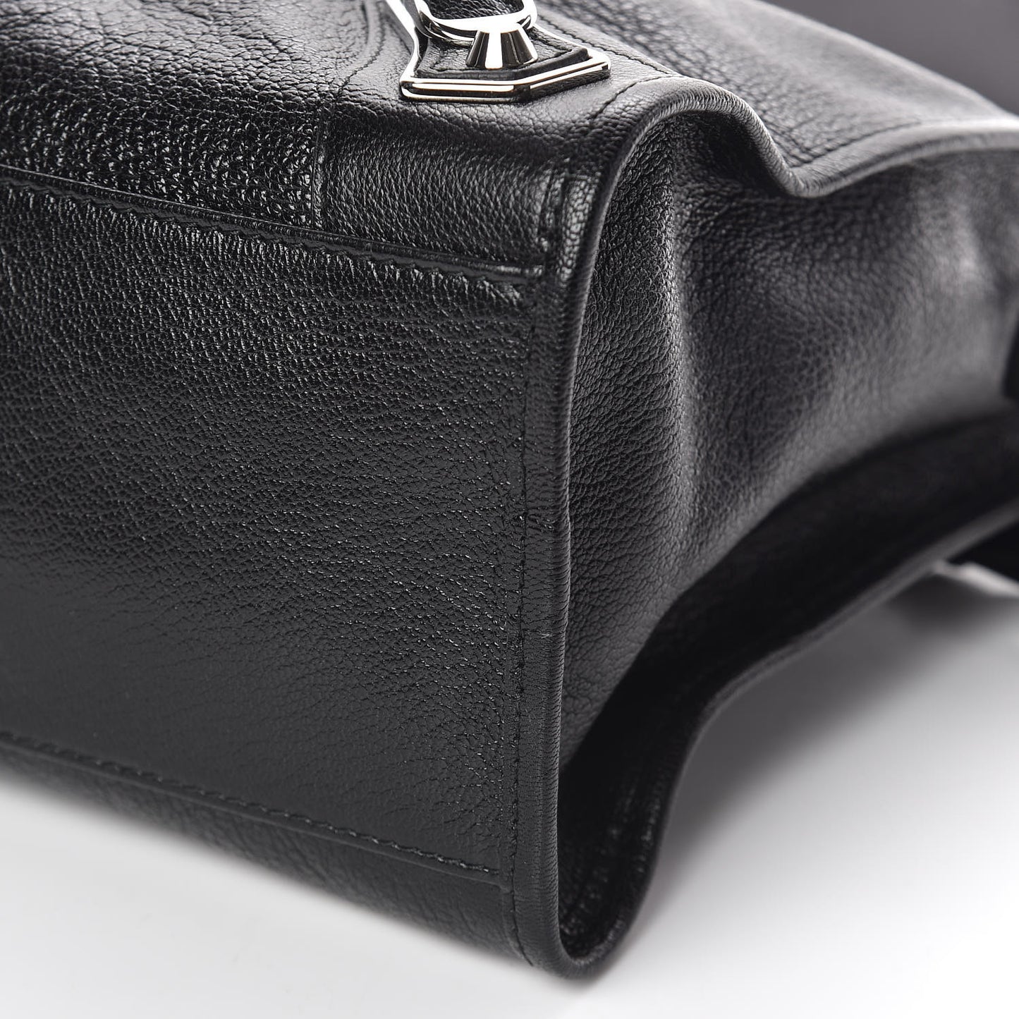 Chevre Silver Metallic Edge Hardware City Black