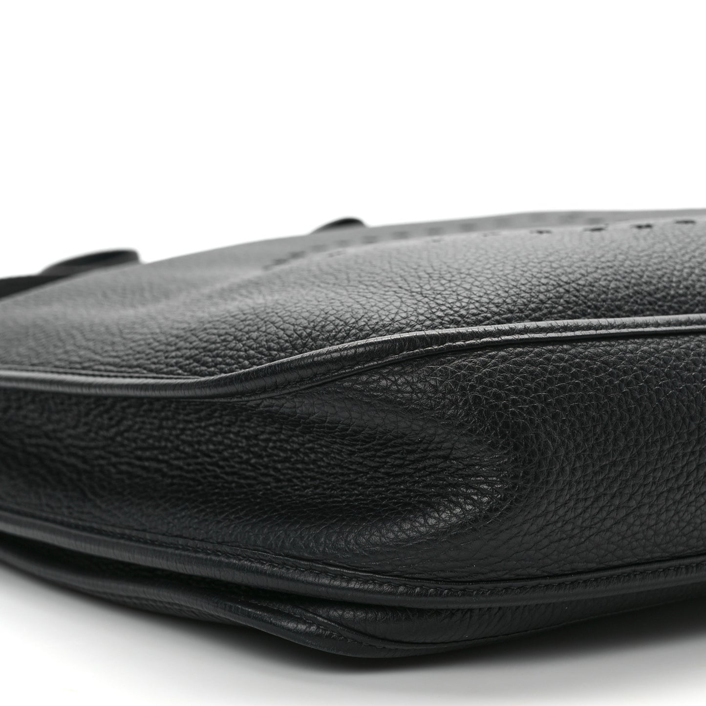 Taurillon Clemence Evelyne III TGM Black