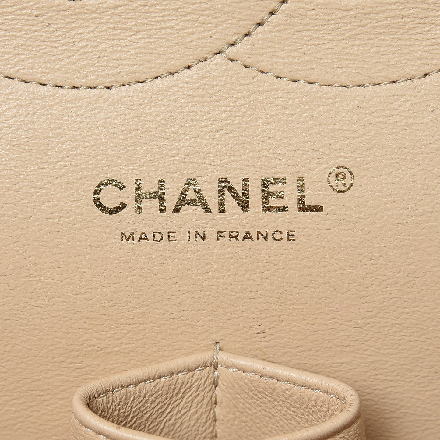 Caviar Quilted Jumbo Double Flap Beige Clair