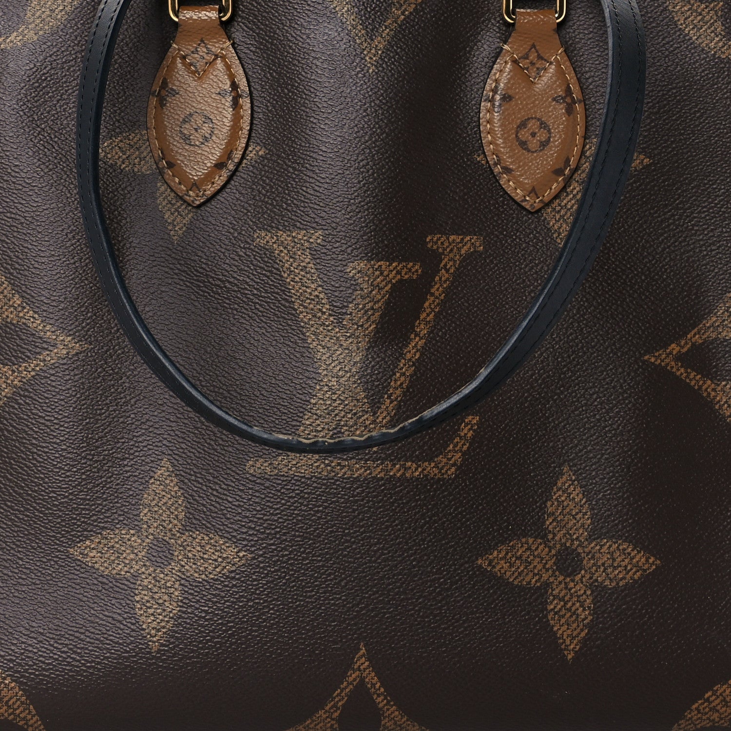 Louis Vuitton Reverse Monogram Giant Onthego MM 7 of 13