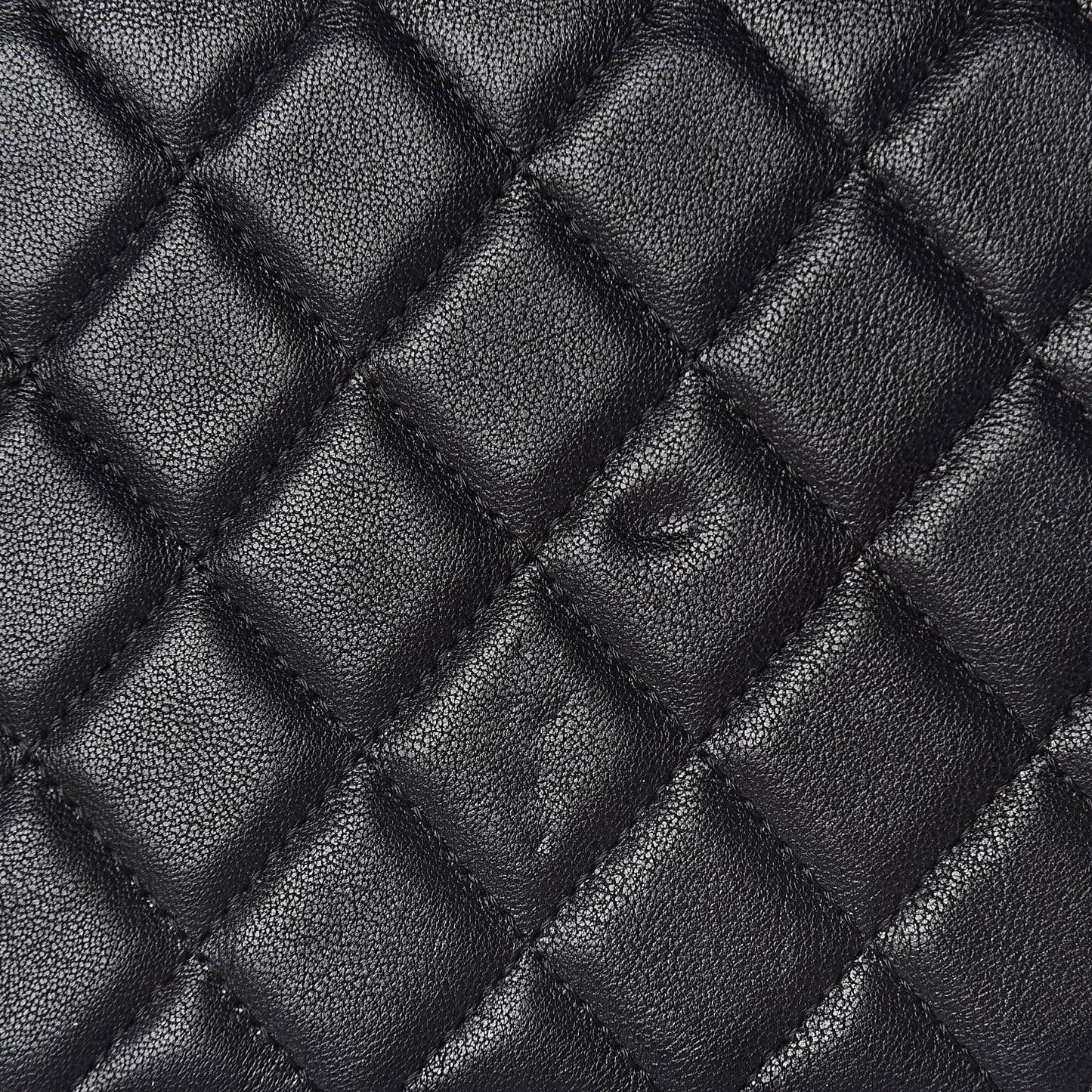 Lambskin Quilted Infinity Wallet On Chain WOC Black