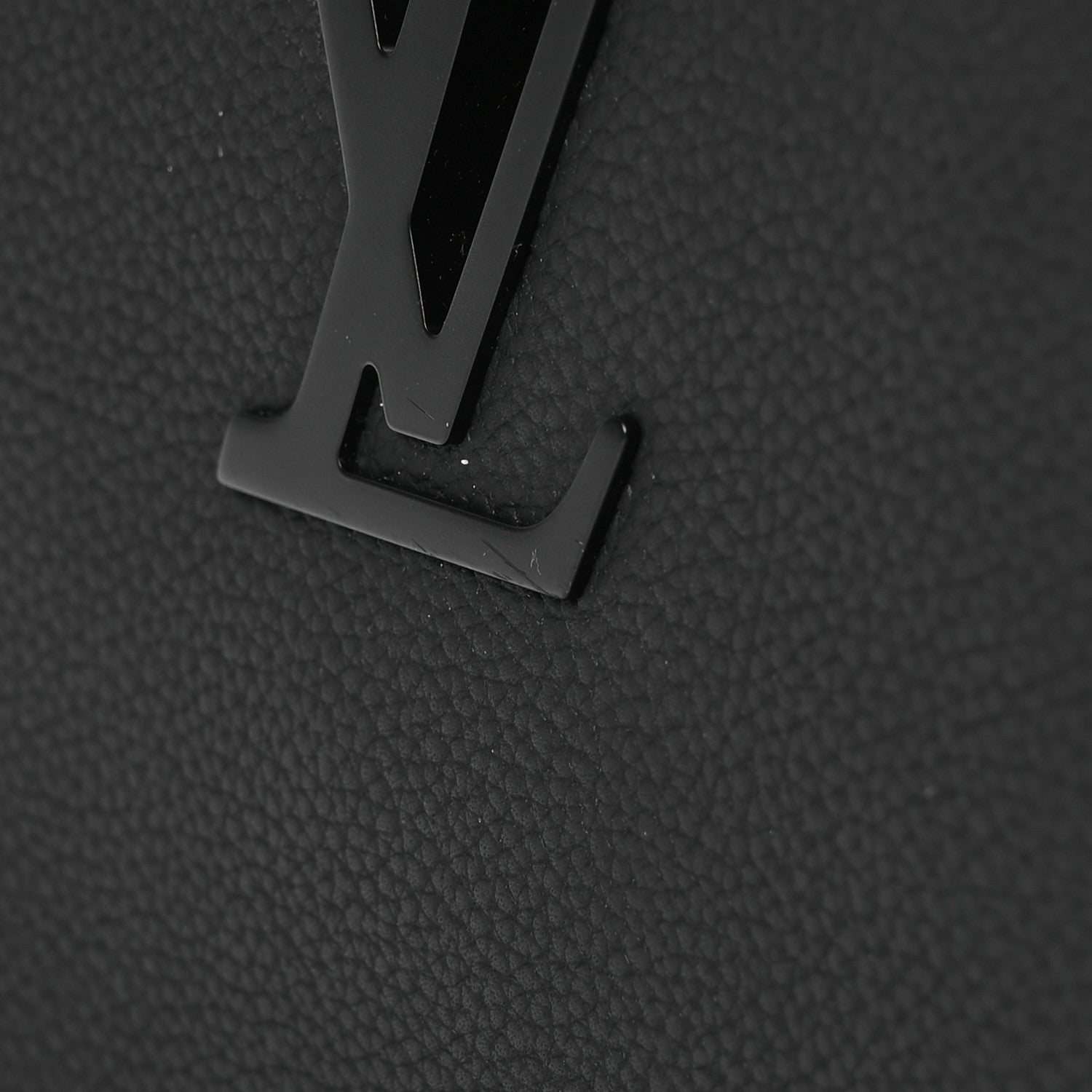 Louis Vuitton Taurillon Capucines East West Mini Matte Black 14 of 17