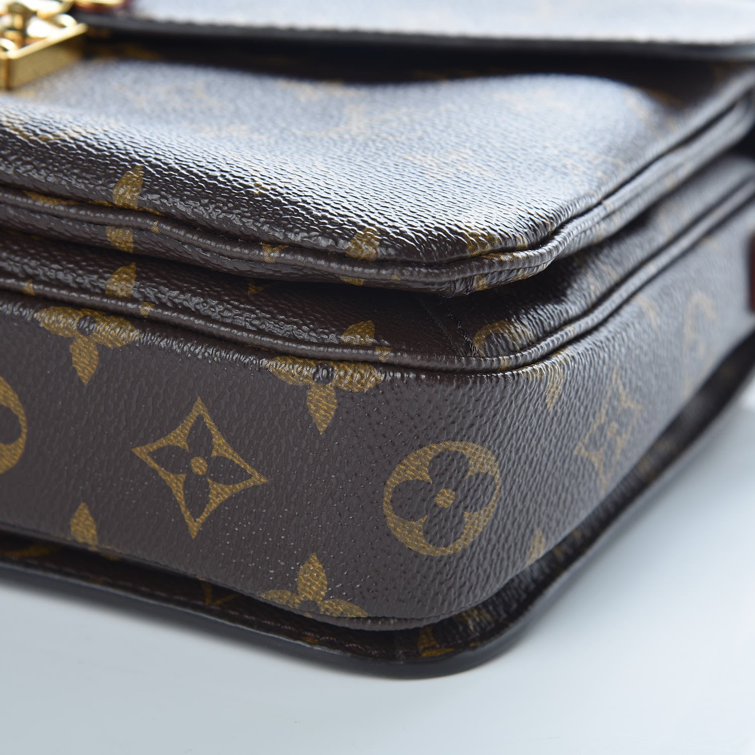 Louis Vuitton Monogram Pochette Metis 10 of 10