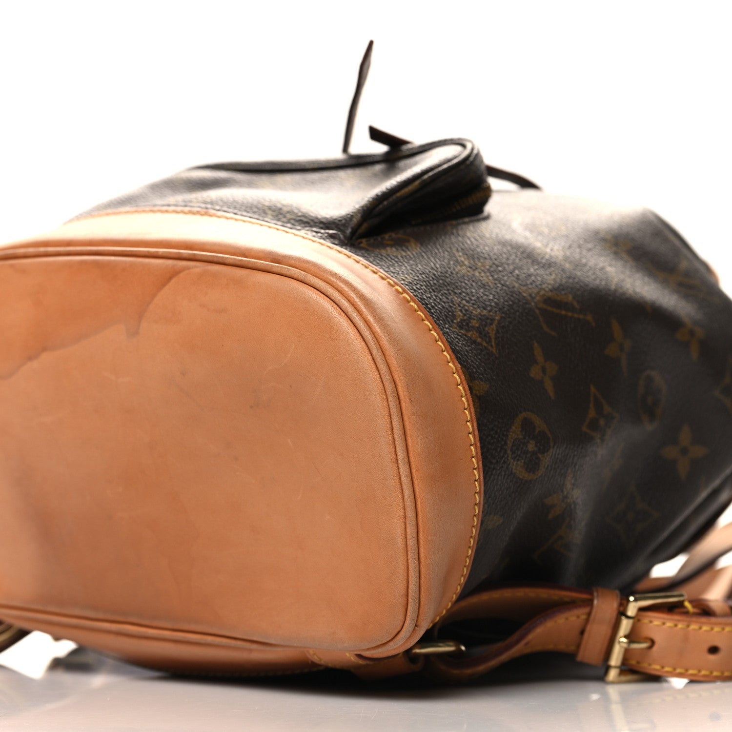 Louis Vuitton Monogram Montsouris MM Backpack 10 of 10