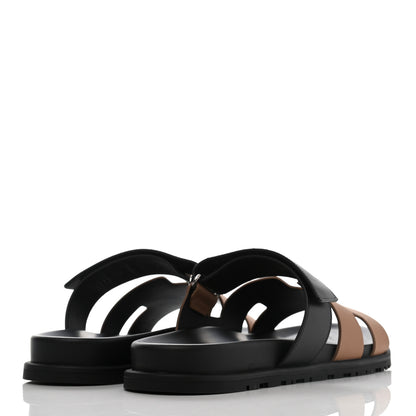 Hermes Calfskin Mens Chypre Sandals 44 Naturel Safari Black 4 of 8