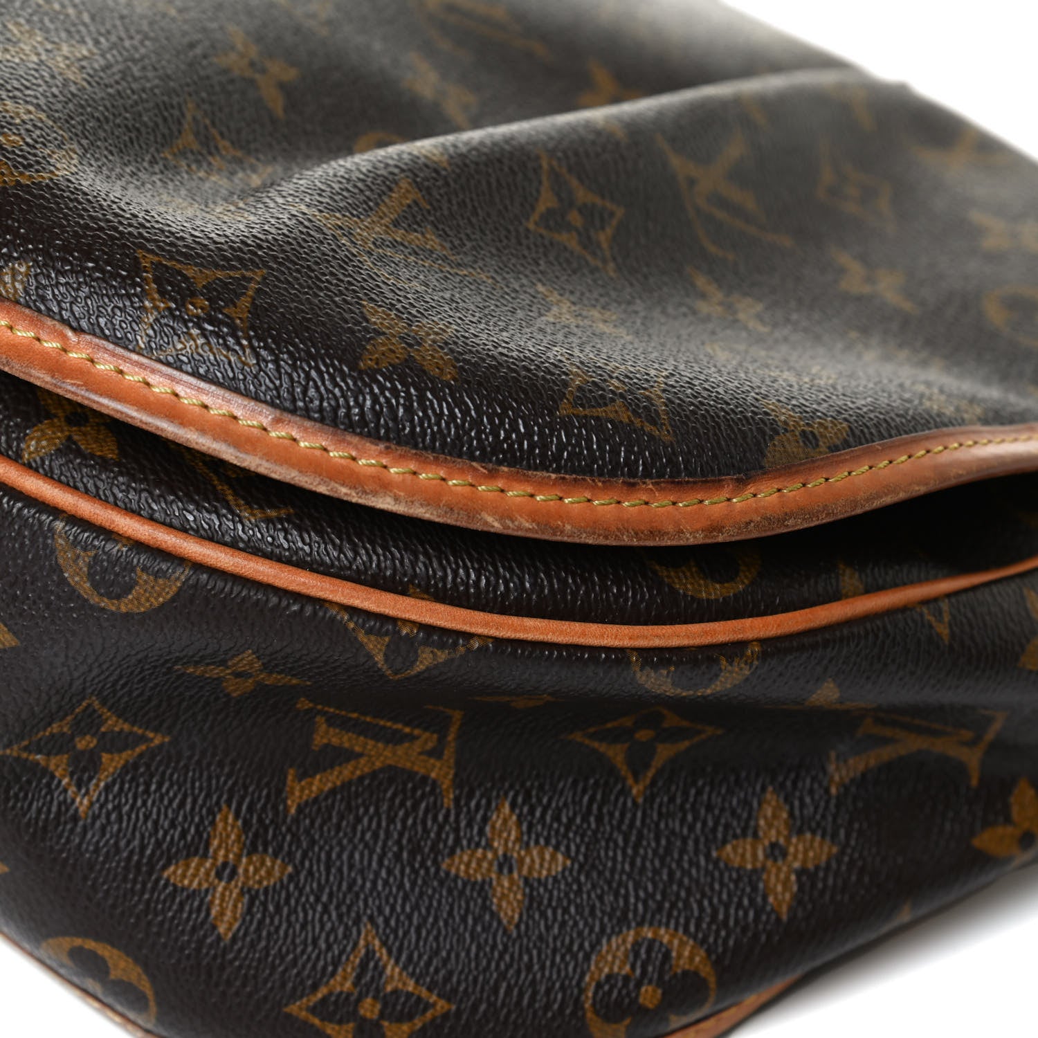 Louis Vuitton Monogram Menilmontant MM 11 of 17