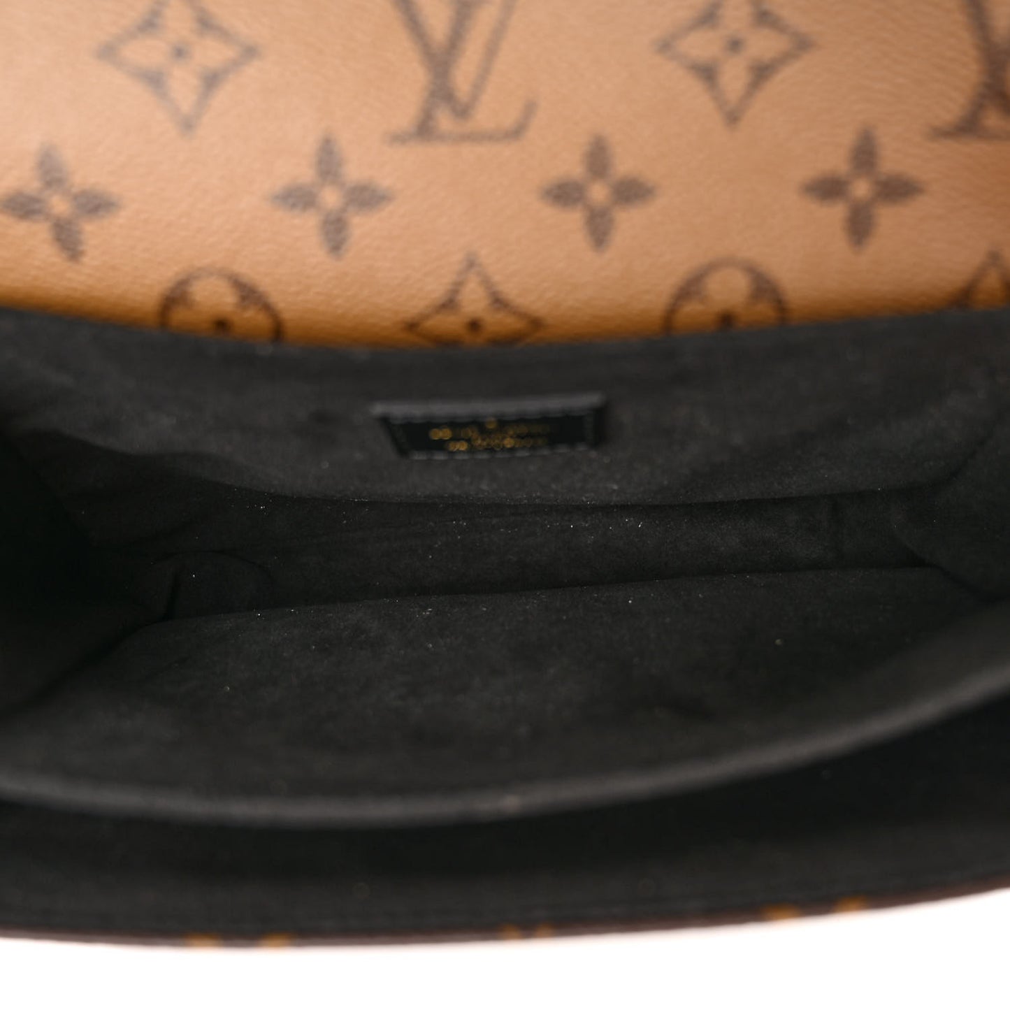 Reverse Monogram Pochette Metis