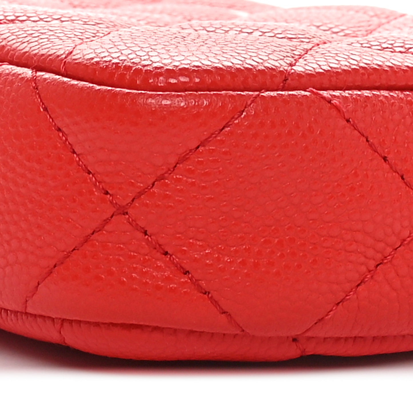 Caviar Quilted Small Clutch With Chain Red
