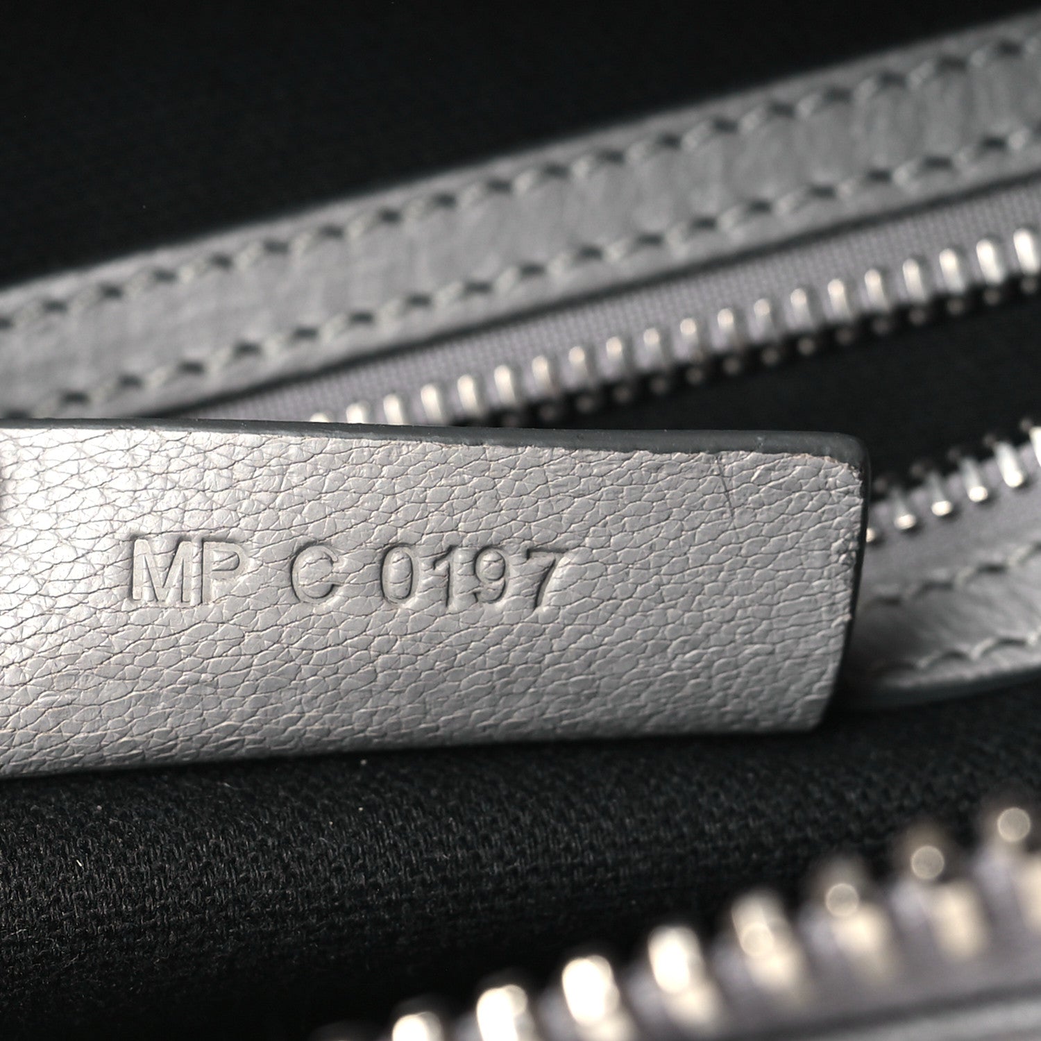 Givenchy Sugar Goatskin Small Antigona 7 of 12