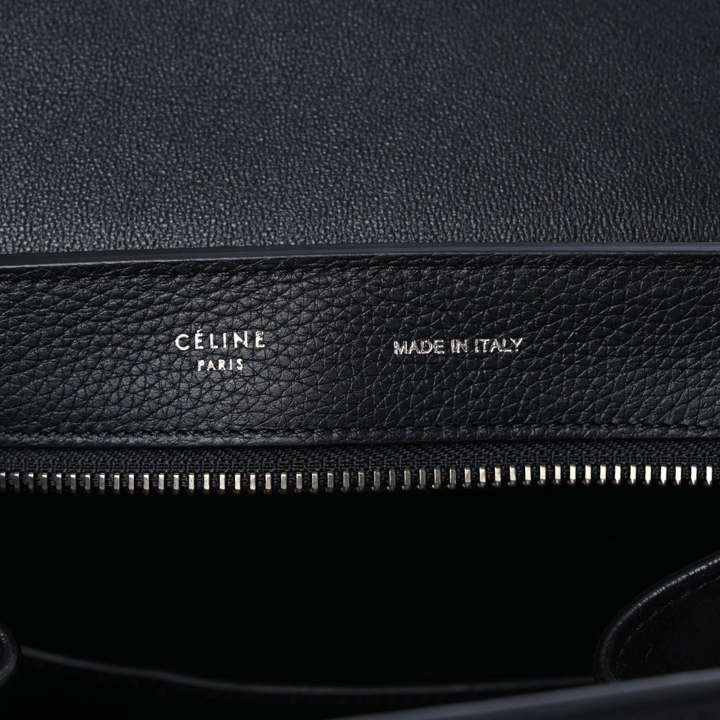 Drummed Calfskin Suede Medium Trapeze Black