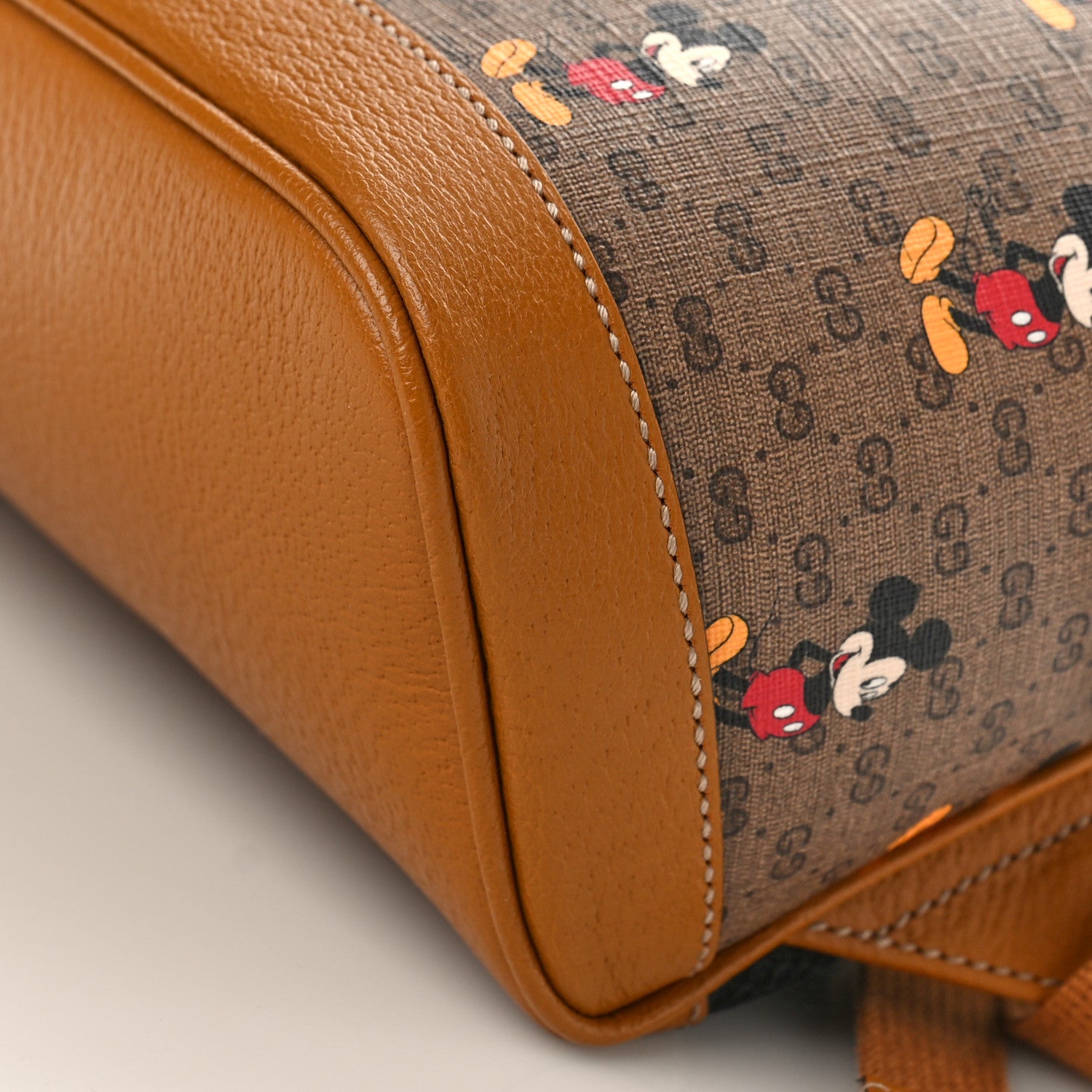 Gucci X DISNEY Mini Vintage GG Supreme Monogram Mickey Mouse Small Dome Backpack Beige Vintage Sun Oil 8 of 8