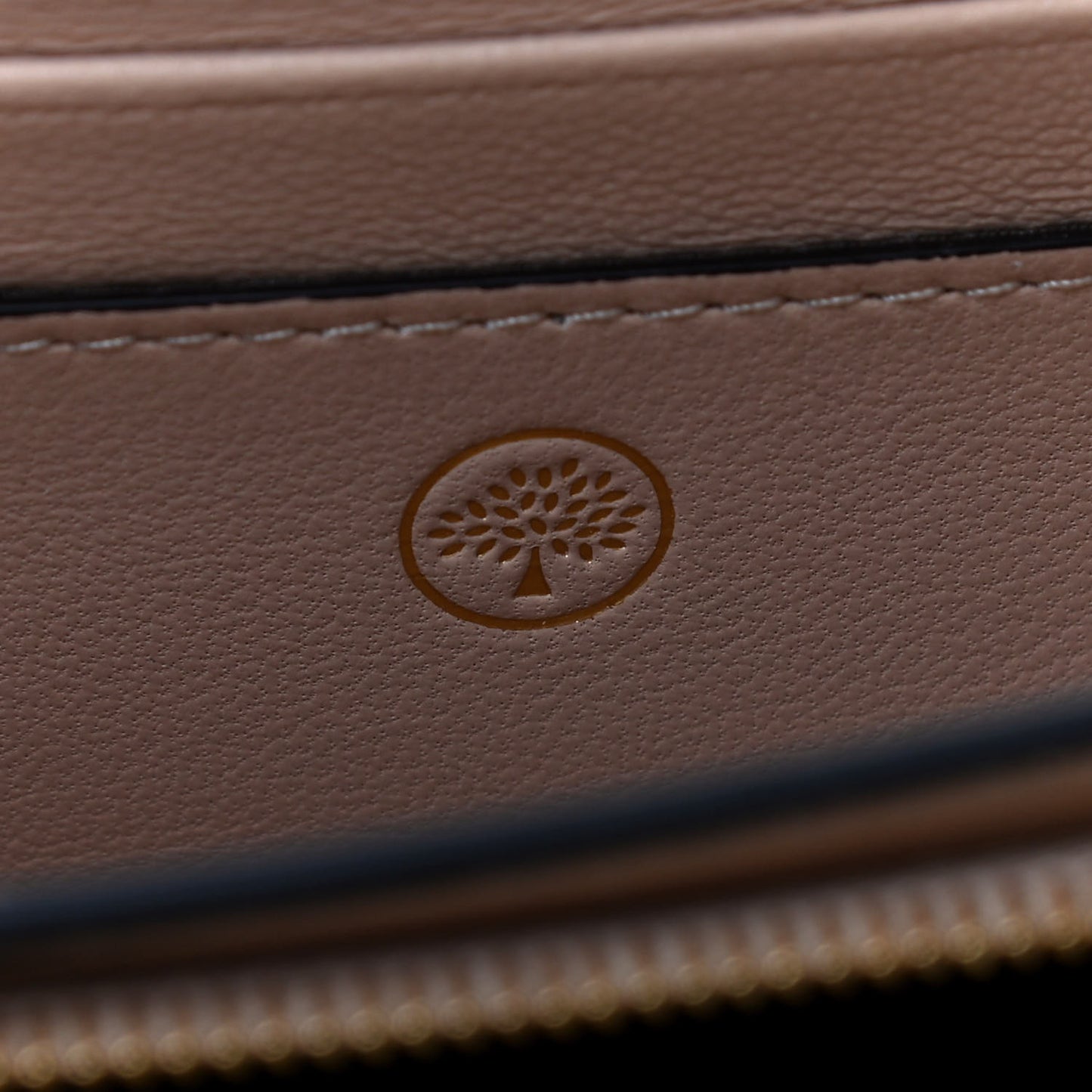 Small Classic Grain Medium Continental French Wallet Rosewater