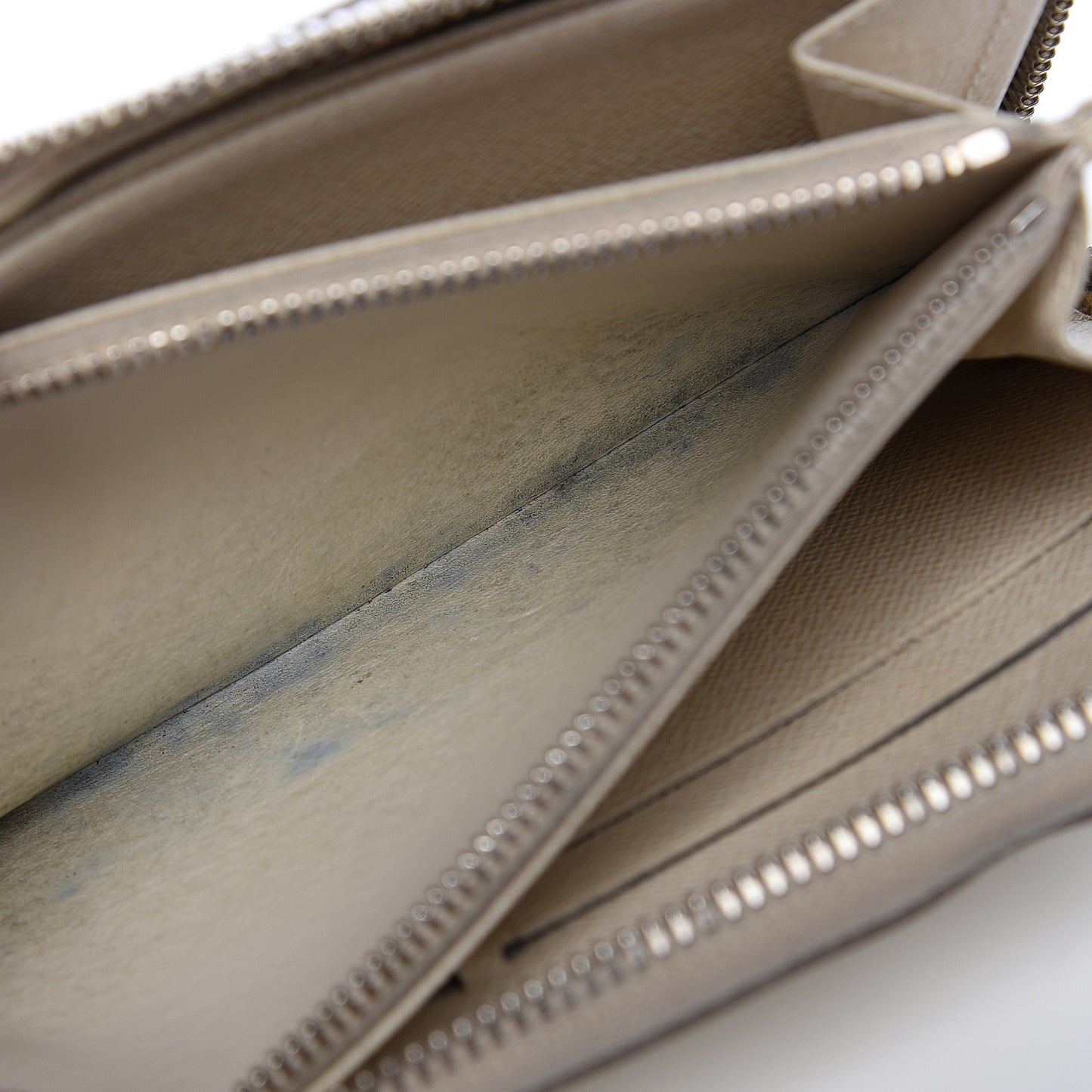 Epi Zippy Wallet Ivory
