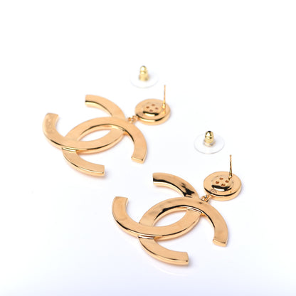 Chanel Metal Large Paris Button Earrings Gold 3 of 7