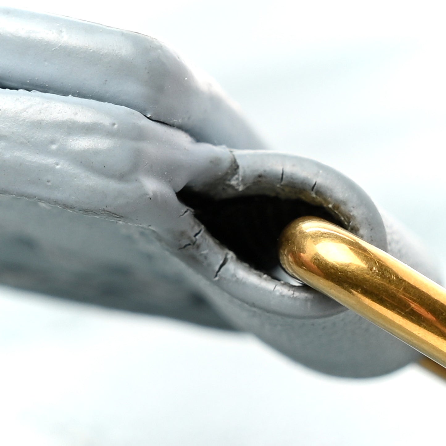 Calfskin New Wave Zipped Pochette Porcelain Blue