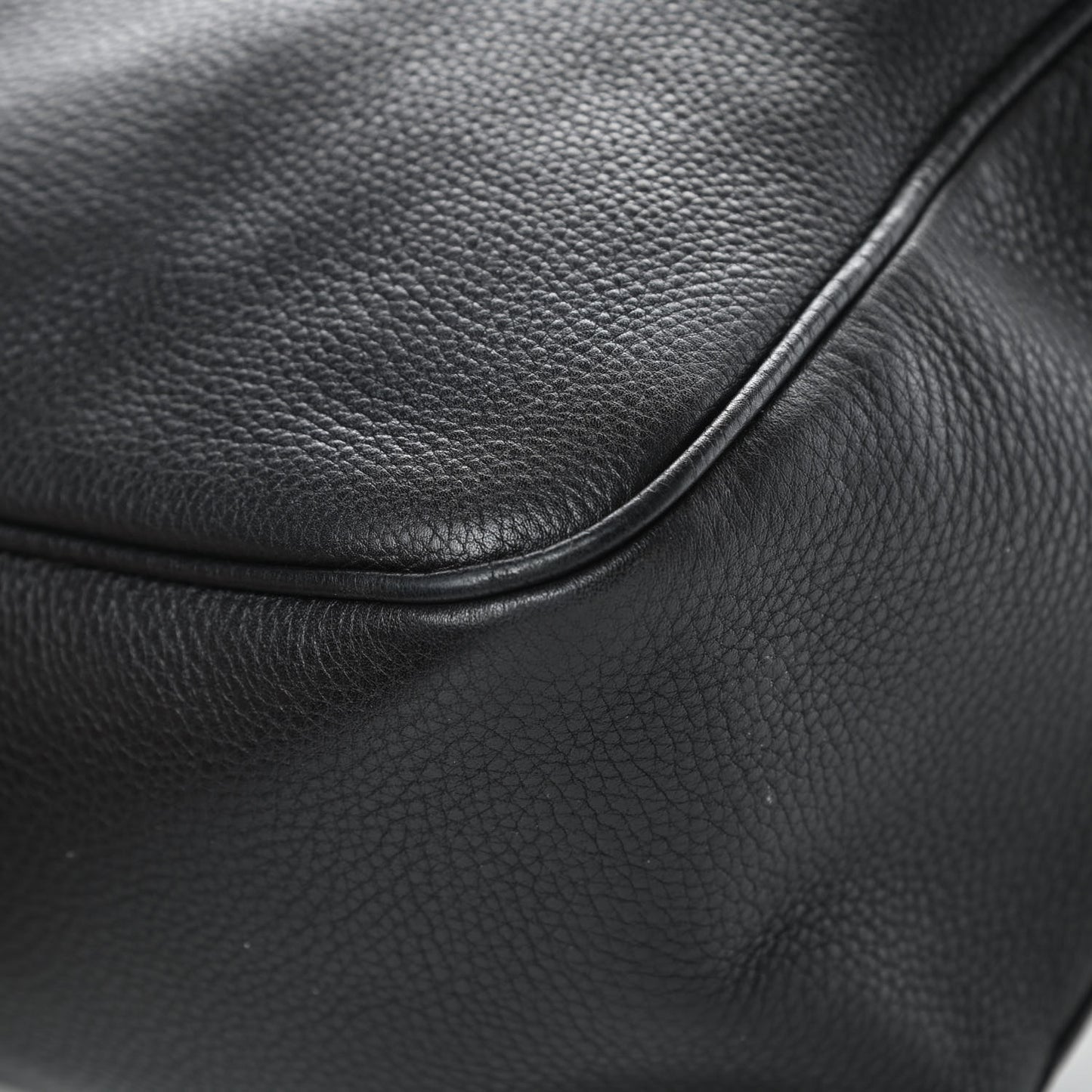 Pebbled Calfskin Medium Soho Bowler Black
