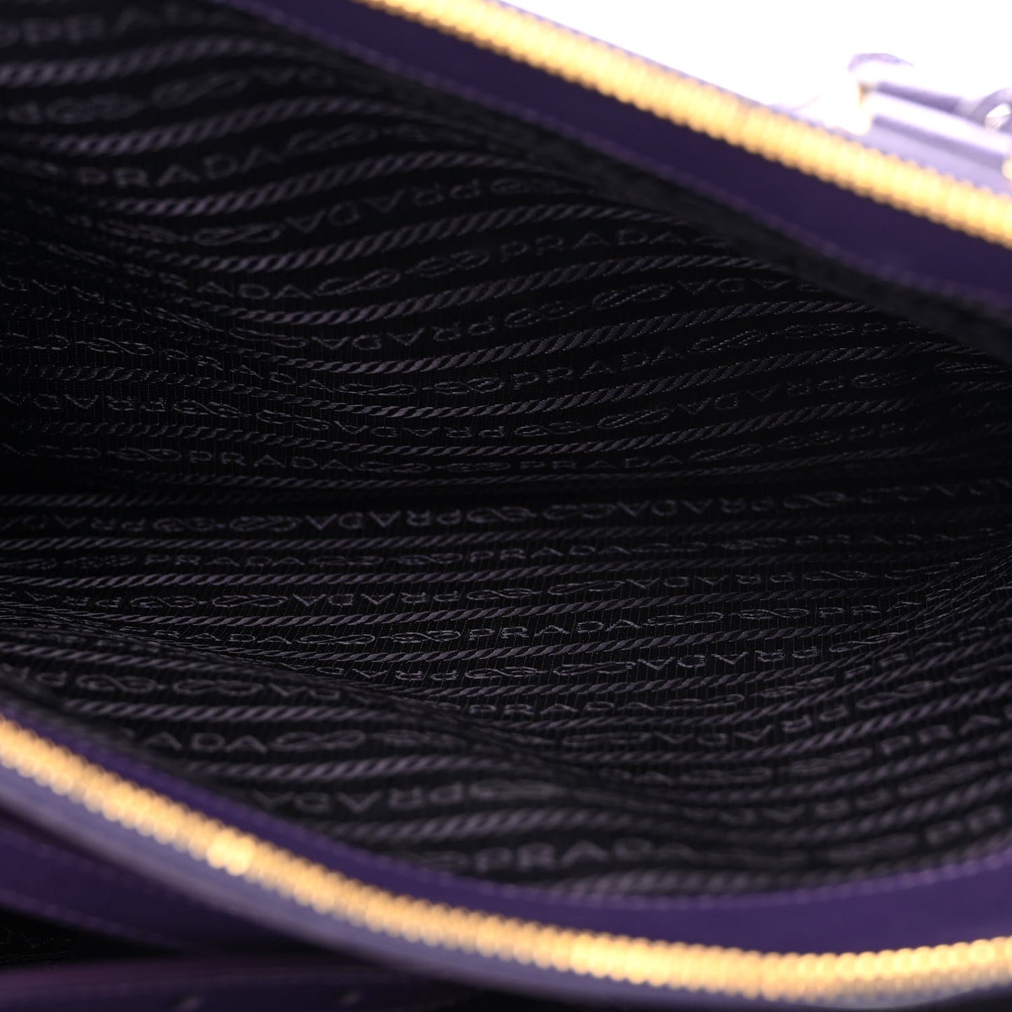 Saffiano Lux Large Galleria Double Zip Tote Uva