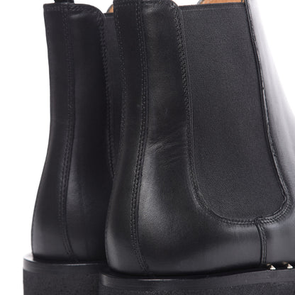 Valentino Garavani Calfskin Soul Rockstud Beatle Chelsea Ankle Boots 41 Black 8 of 11