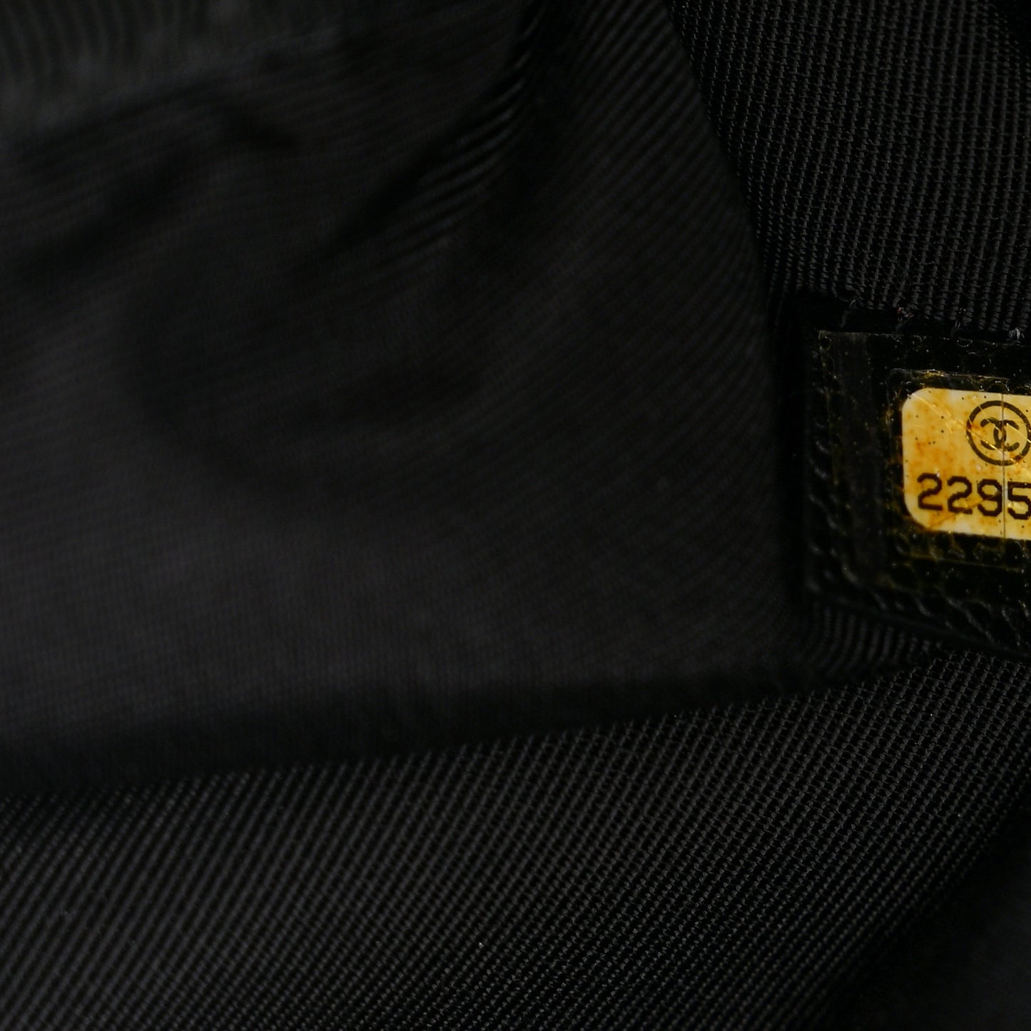 Caviar Quilted Large Cosmetic Case Black