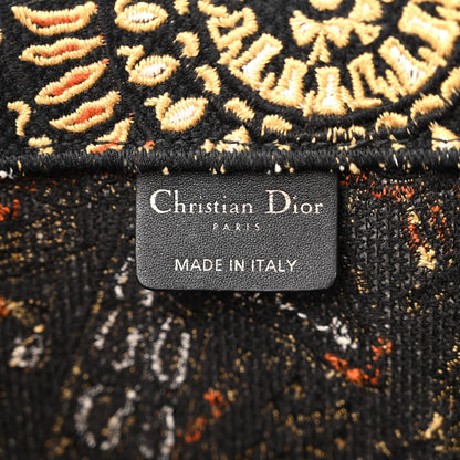 Christian Dior Canvas Embroidered Dior Animals Giraffe Book Tote Yellow Multicolor 6 of 10
