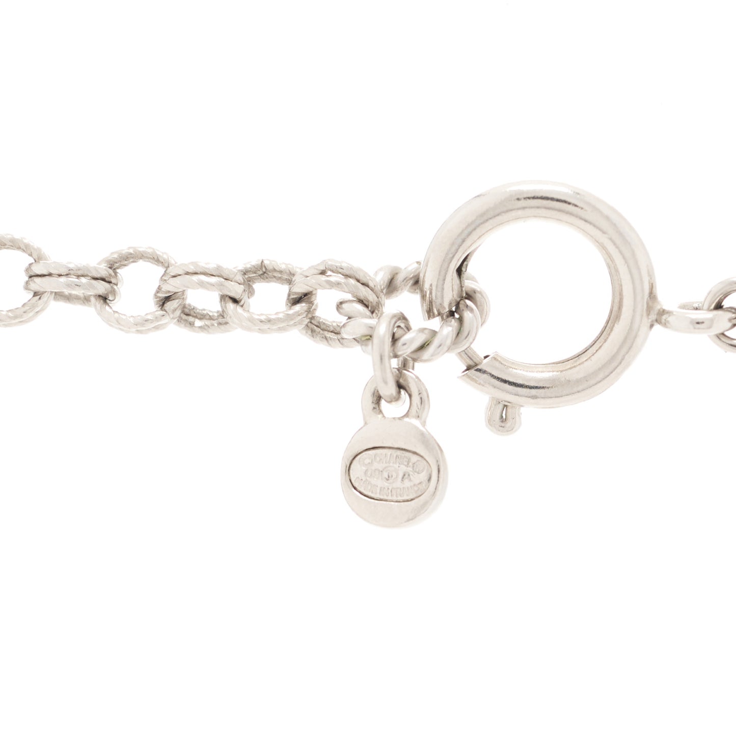 Medallion CC Chain Necklace Silver