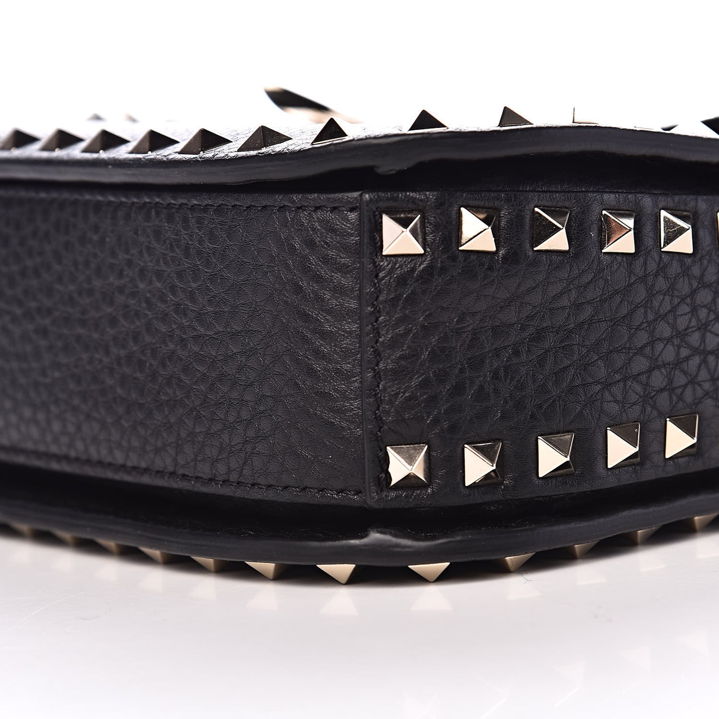 Pebbled Calfskin Medium Rockstud Flap Saddle Bag Black