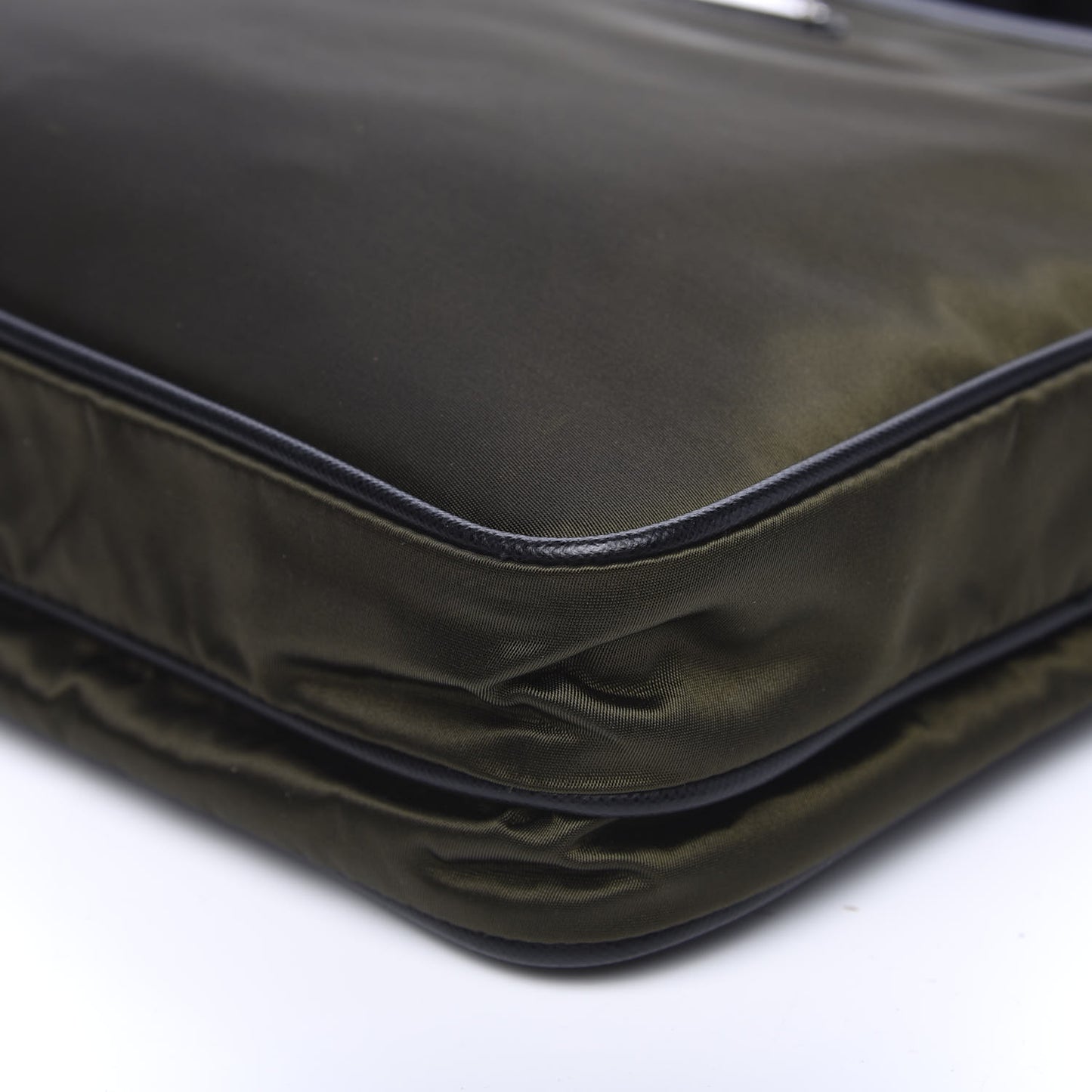 Nylon Vela Flat Messenger Bag Mimetico