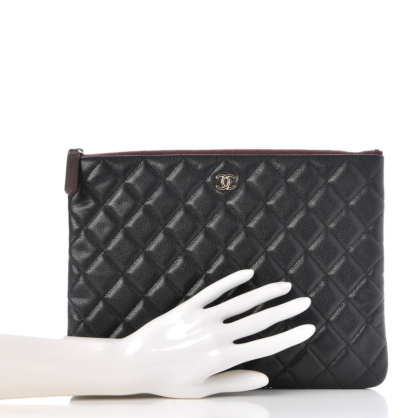 Caviar Quilted Medium Cosmetic Case Black