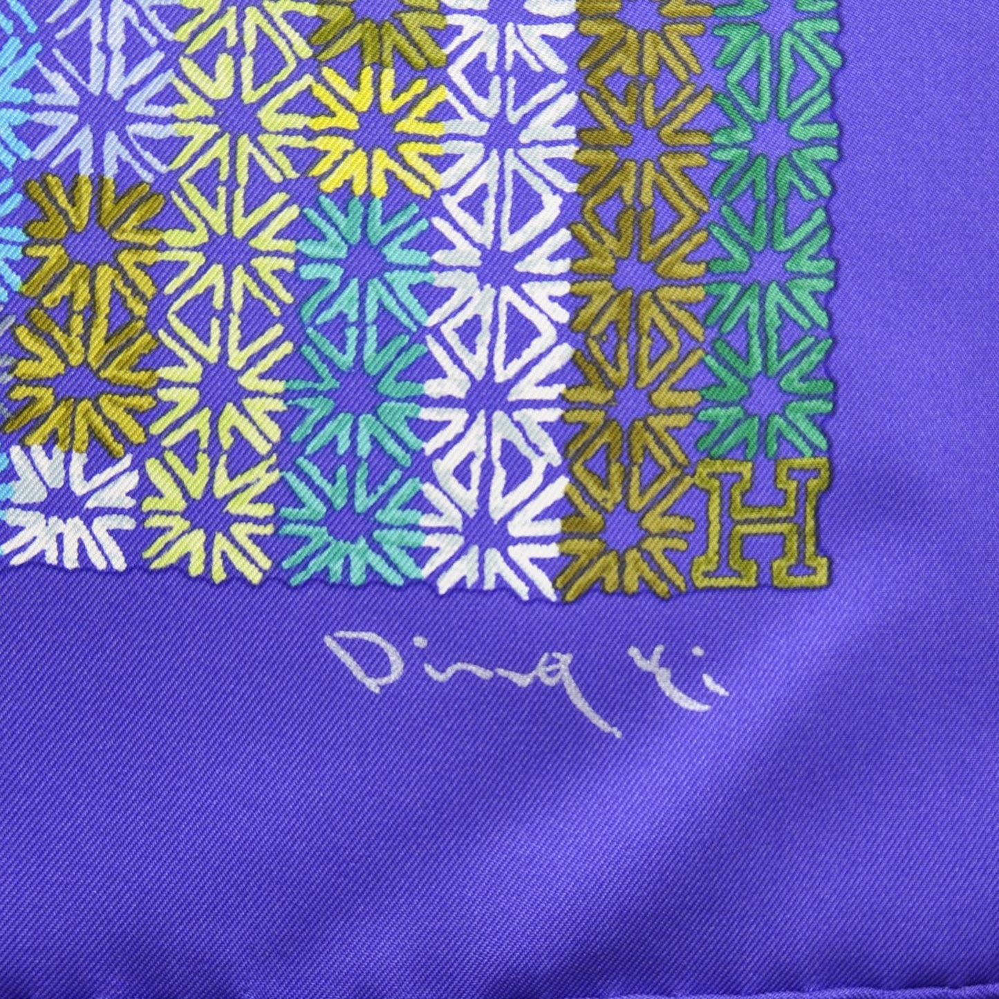 Silk The Rhythm of China Scarf 90
