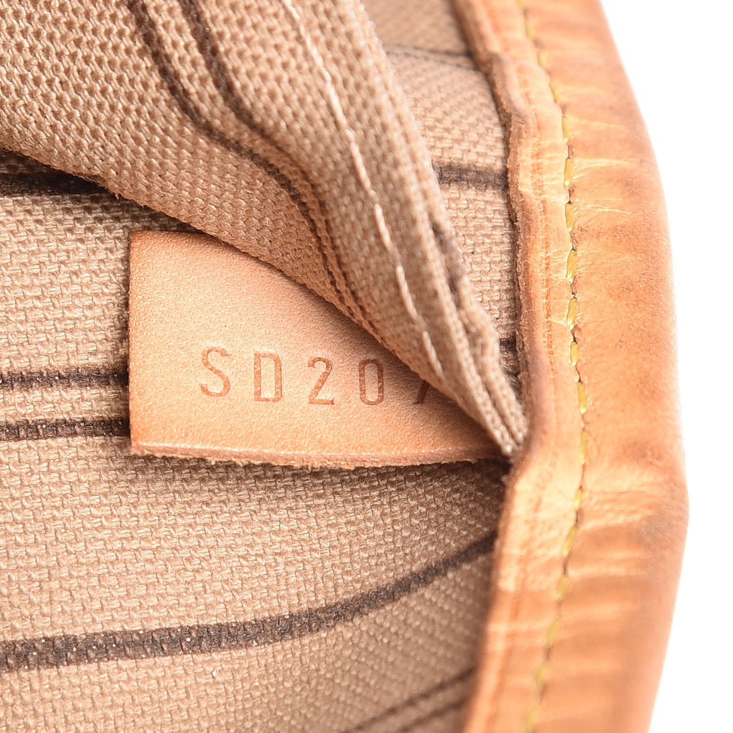 Louis Vuitton Monogram Neverfull MM 9 of 16