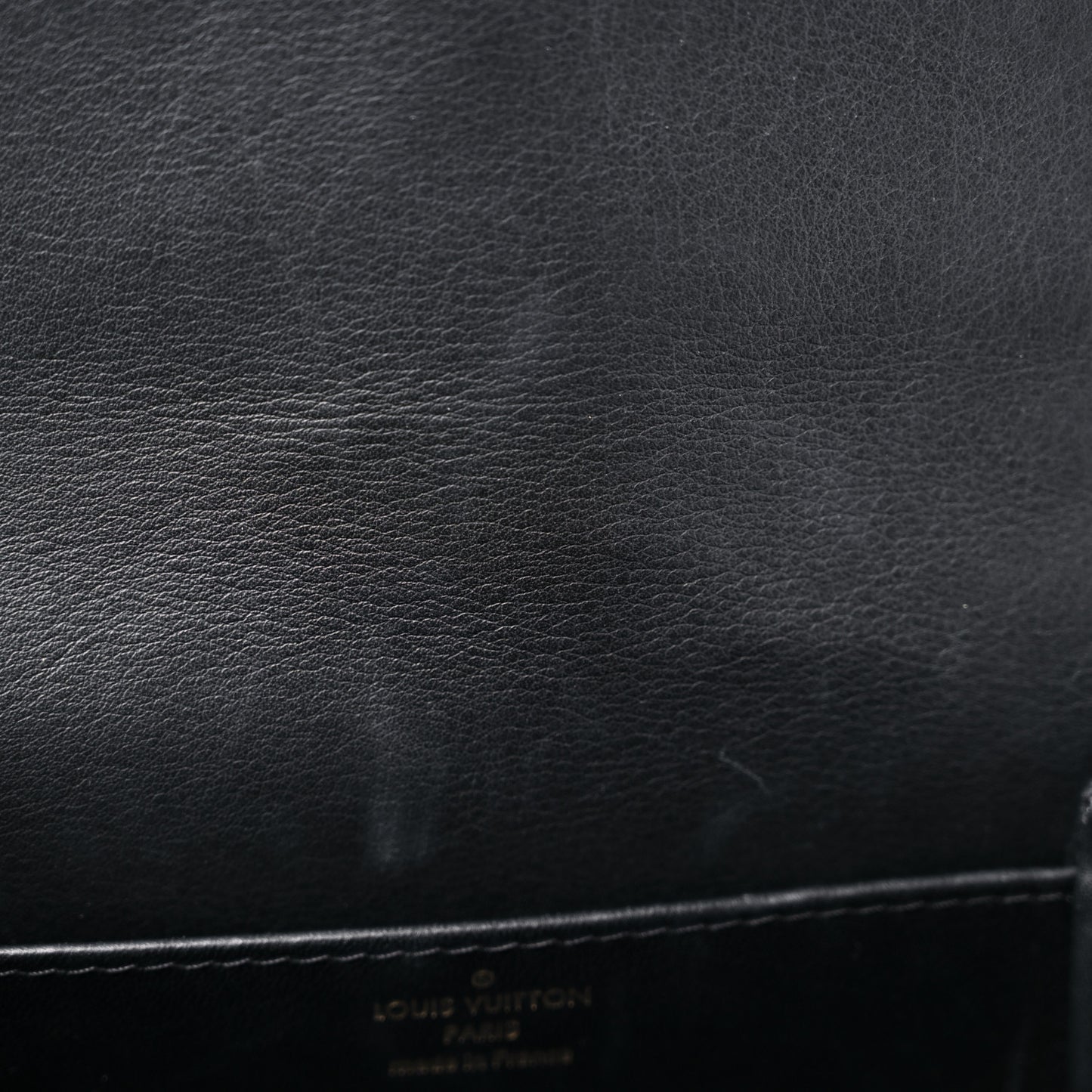 Grained Calfskin Vivienne NM Black