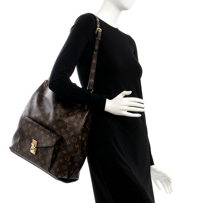 Louis Vuitton Monogram Metis 3 of 8