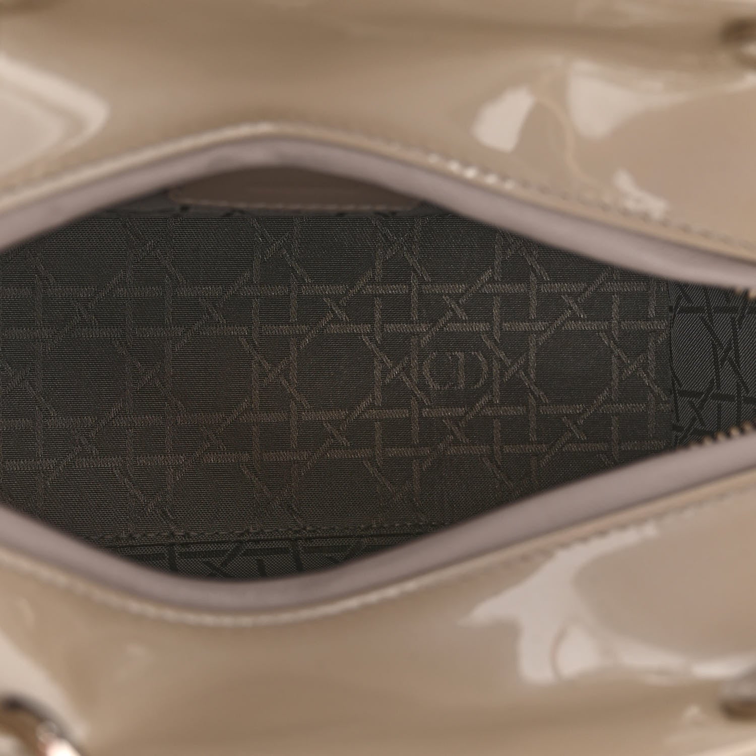 Christian Dior Patent Cannage Medium Lady Dior Beige 4 of 9