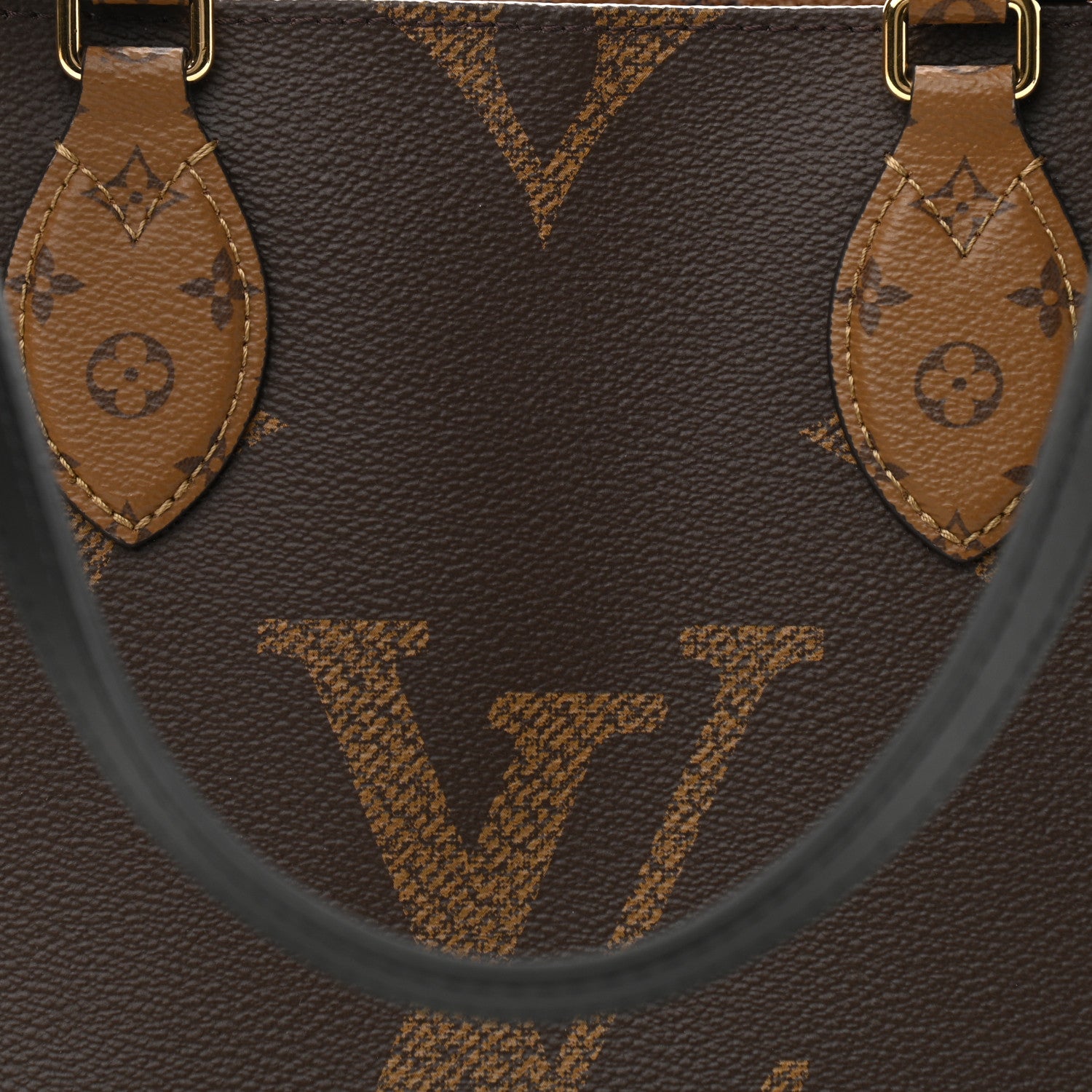 Louis Vuitton Reverse Monogram Giant Onthego MM 6 of 8