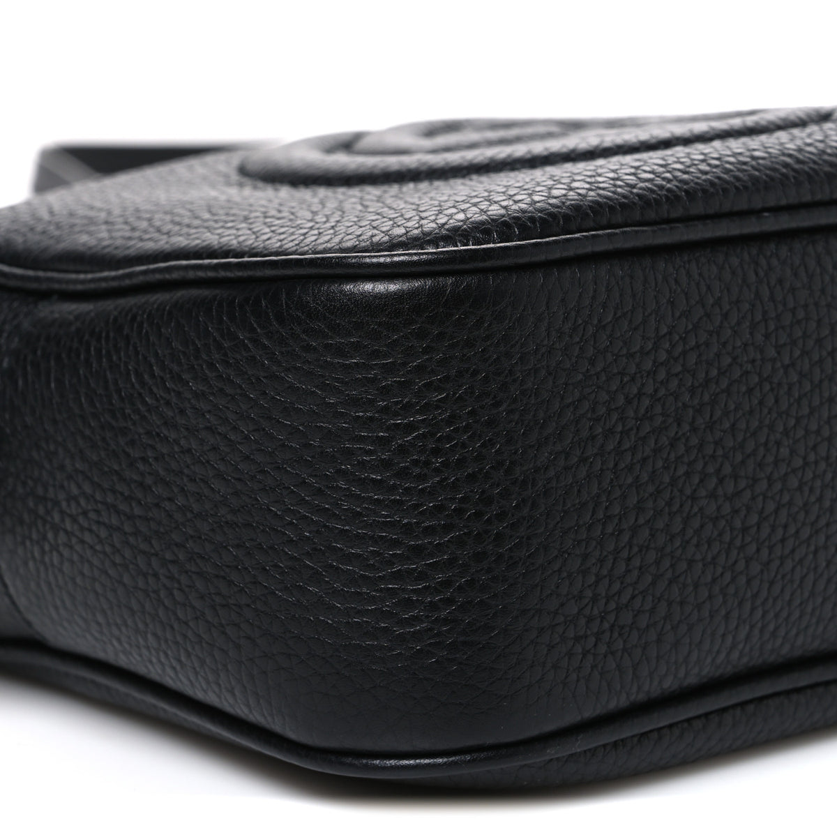 Pebbled Calfskin Small Soho Disco Bag Black
